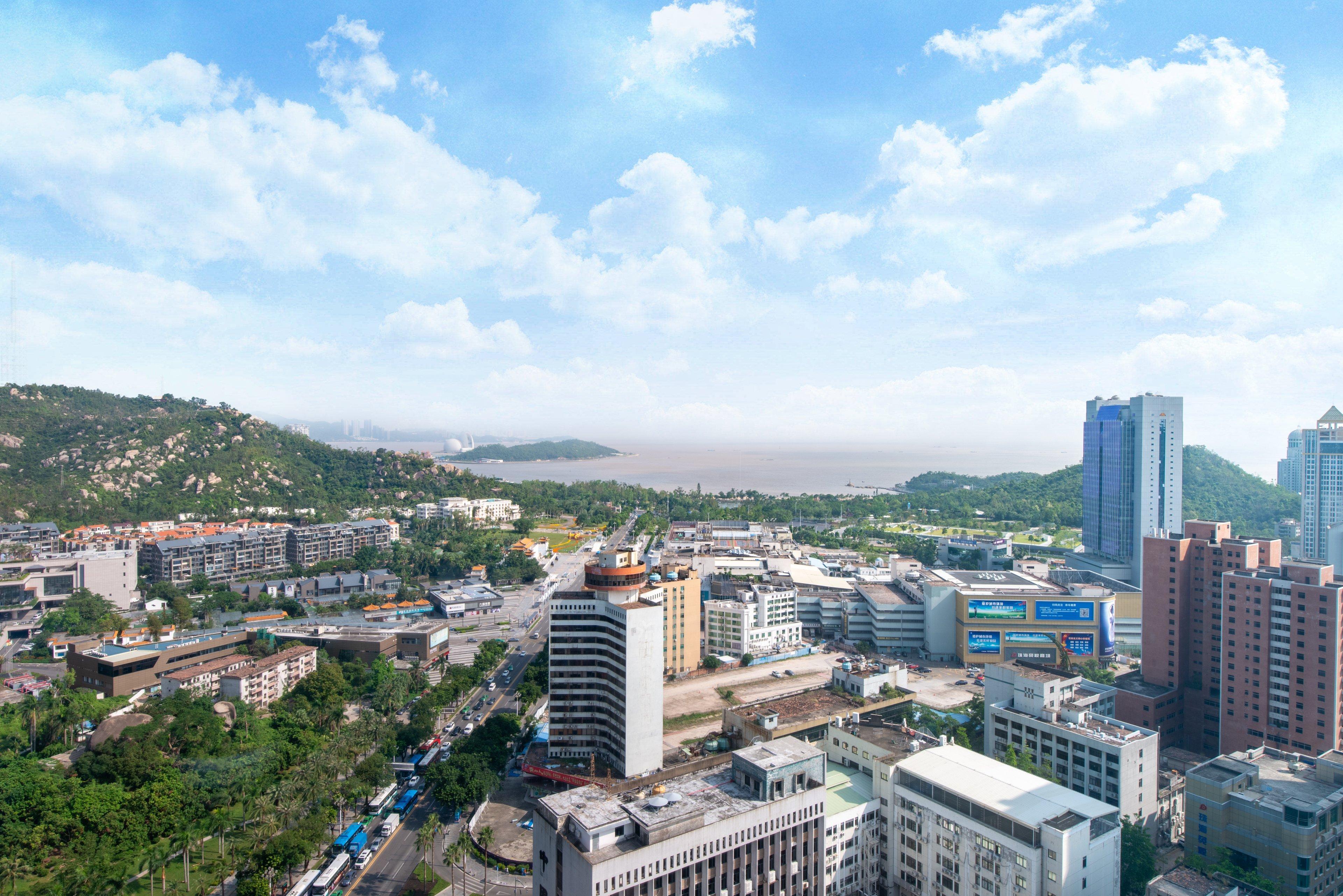 Crowne Plaza Zhuhai City Center By Ihg - Offers Free One-Way Shuttle To Chimelong Ocean Kingdom Buitenkant foto