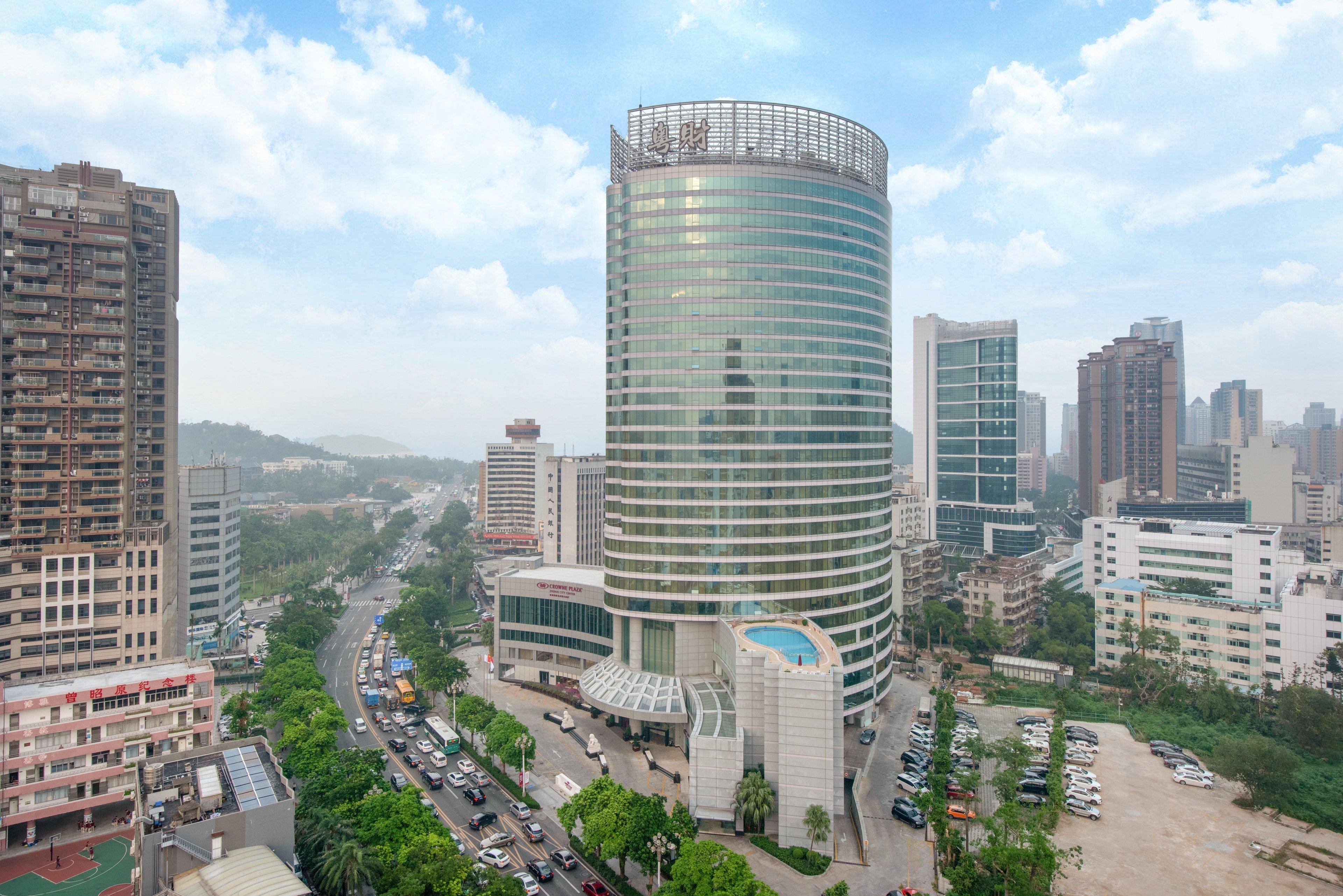 Crowne Plaza Zhuhai City Center By Ihg - Offers Free One-Way Shuttle To Chimelong Ocean Kingdom Buitenkant foto