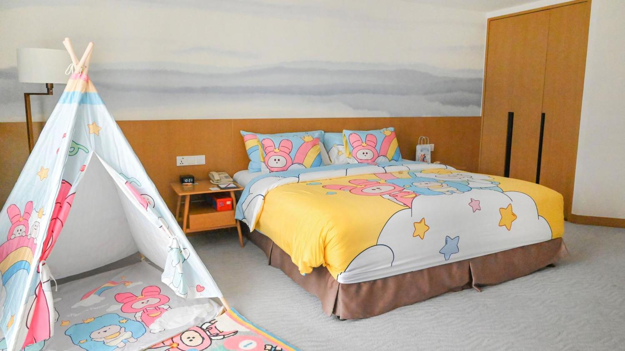 Crowne Plaza Zhuhai City Center By Ihg - Offers Free One-Way Shuttle To Chimelong Ocean Kingdom Buitenkant foto