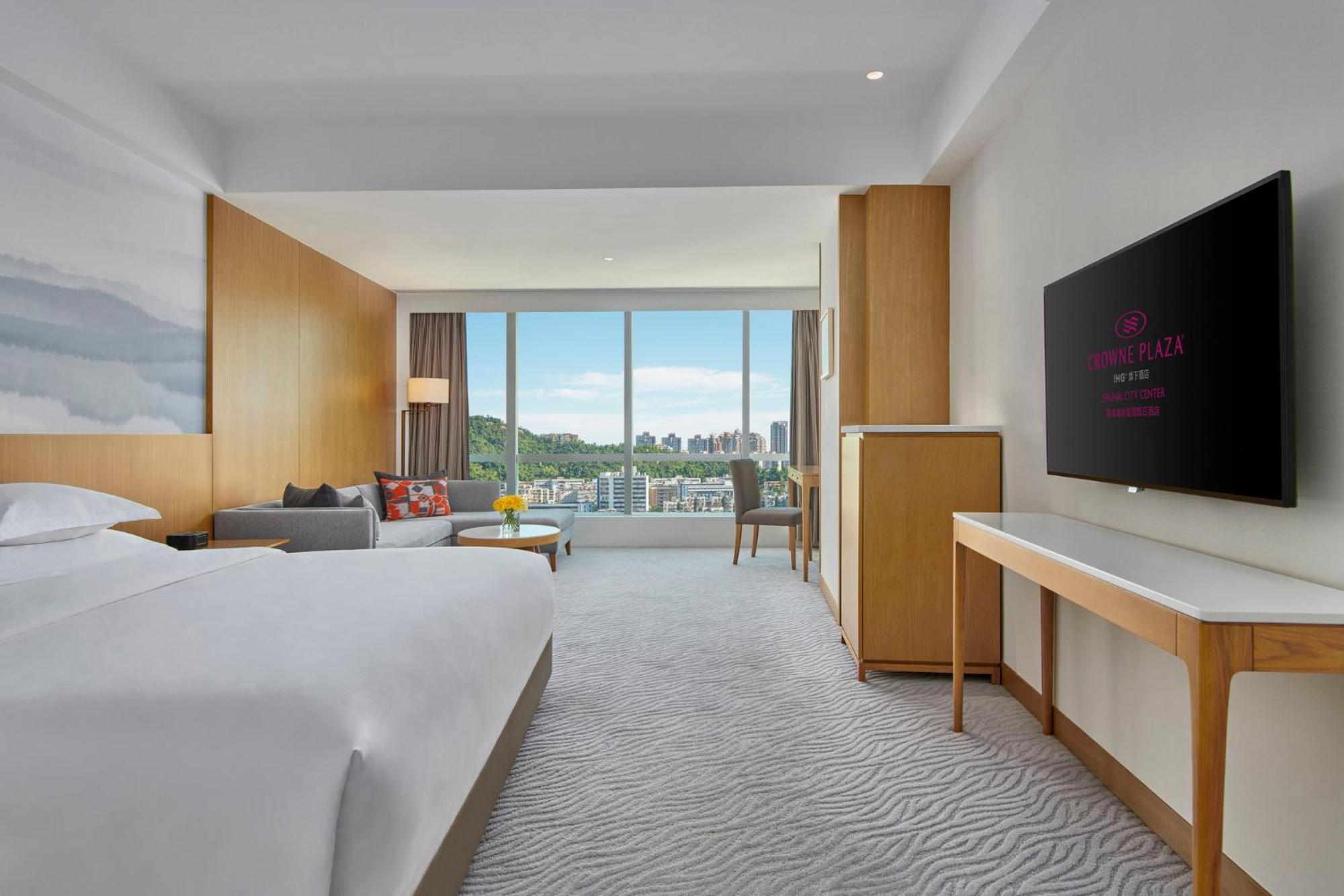 Crowne Plaza Zhuhai City Center By Ihg - Offers Free One-Way Shuttle To Chimelong Ocean Kingdom Buitenkant foto